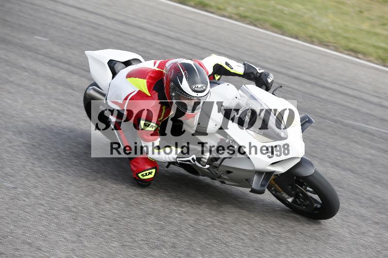 Archiv-2025/04 13.04.2025 Get Faster Caremotion ADR/Gruppe gelb/998